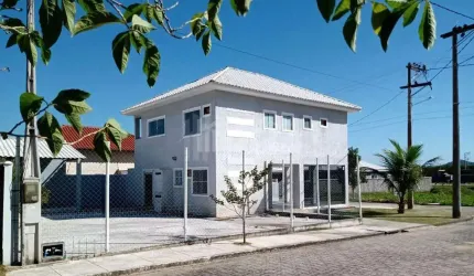 Collynas Park - Casa em Cond. Collynas Park - Araruama