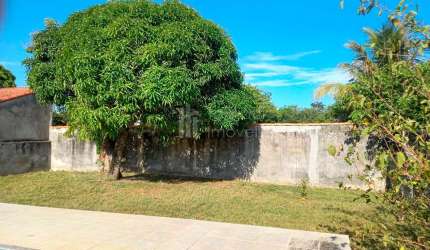 Casa à venda no bairro Parati em Araruama/RJ