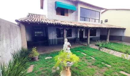 Casa de 6 Quartos com EXCELENTE localização!