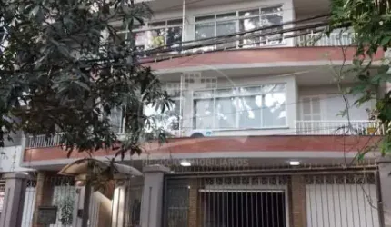 APARTAMENTO 3 DORMITÓRIOS, SUÍTE, DEPENDÊNCIA EMPREGADA, WC AUXILIAR, LIVING 2 AMBIENTES, COPA/COZINHA, ÁREA DE SERVIÇO C/TANQUE, PRÉDIO C/ELEVADOR, PORTARIA 48 HS, 2ºANDAR DE FRENTE, 147,27 M2 PRIVAT