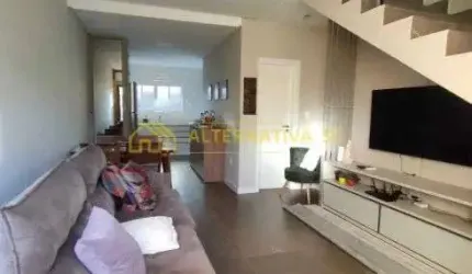 Lindo Sobrado à venda com 02 suítes em Itacolomi, Balneário Piçarras, Santa Catarina
