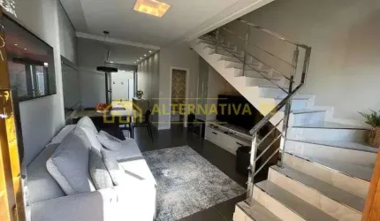 Sobrado à venda com 02 suítes em Itacolomi, Balneário Piçarras, Santa Catarina