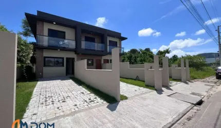 Sobrado à venda no bairro Rio Vermelho - Florianópolis/SC