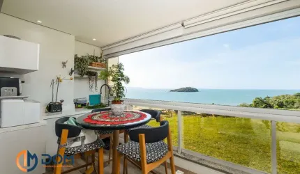 Excelente Cobertura mobiliada com 128m² de área privativa, aproximadamente 50 metros da Praia de Canajurê, Florianópolis/SC.
