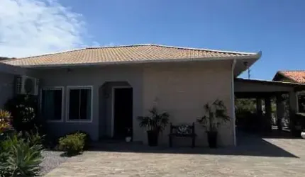 Casa Comercial com amplo quintal na Praia dos Ingleses