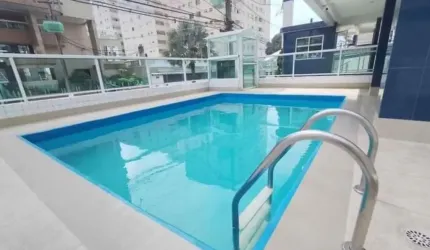 01 dormitório com Varanda Gourmet 50m praia