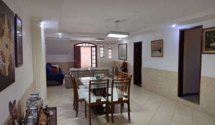 Casa com 7 dormitórios à venda, 500 m² por R$ 980.000 - Teixeiras - Juiz de Fora
