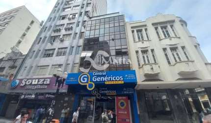 Sala Comercial de 50m² na Halfed – Localização Estratégica no Centro!