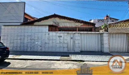 Casa à venda, 233 m² por R$ 720.000,00 - Montese - Fortaleza/CE
