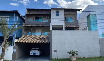 Casa com 4 quartos, no Condomínio Colinas do Imperador.