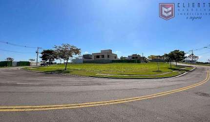 Terreno com 1145 m², no Alphaville.