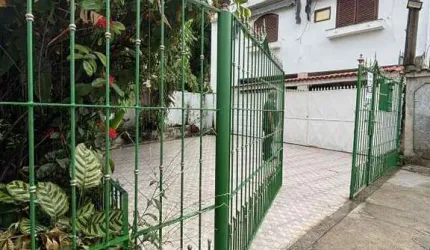Excelente Casa Duplex á venda R$ 450.000,00 - Barro vermelho - São Gonçalo/RJ