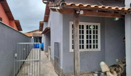 Casa com 2 Quartos sendo 1 Suite, à Venda, 144 m² por R$ 500.000 - Itaipuaçu - Maricá