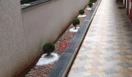 Apatamento com 2 dormitorios, sala, cozinha, perto do metro Guilhermina