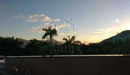 Cobertura duplex na praia do Itaguá em Ubatuba!
