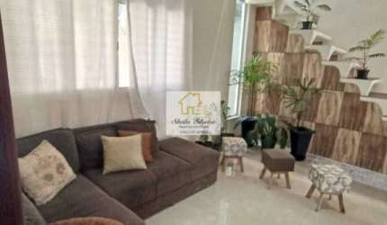 Sobrado com 3 dormitórios garagem coberta