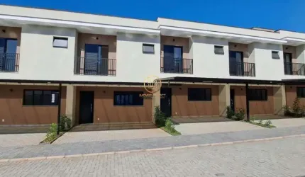 Sobrado com 3 suítes todas com closet no bairro Chácara Primavera em Campinas -