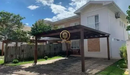 Casa em condomínio à venda, 164 m² com 3 quartos, 2 suítes no Parque Xangrilá