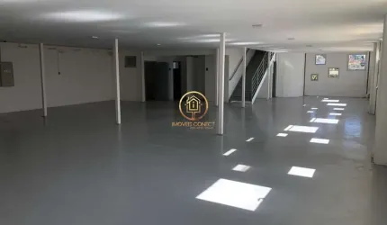 Galpão para locação de 1300m², com 5 salas na Fazenda Santa Cândida em Campinas/