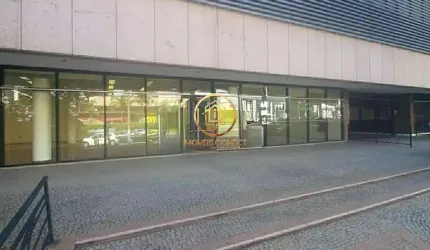 Salão para alugar no Chácara da Barra em Campinas/SP, 3 salas, 3 banheiros, 6 va