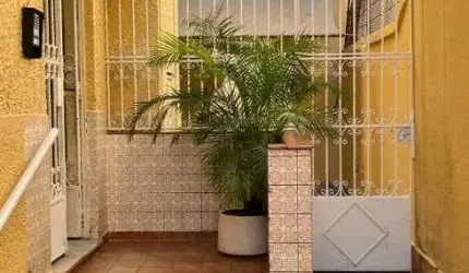Vendo casa condomínio 3 quartos sendo 1 suíte Tijuca  80 m2