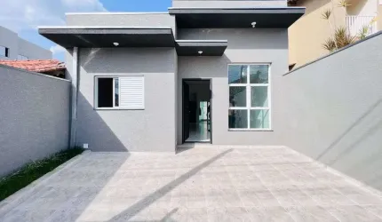 Casa em Nova Cerejeiras  -  Atibaia