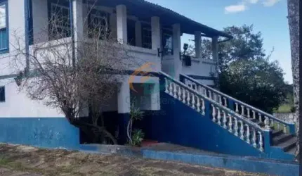 Fazenda em Centro - Piquete, SP