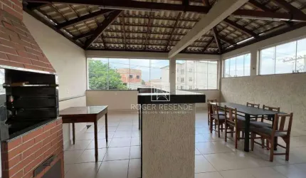 Casa com 3 dormitórios à venda, 240 m² por R$ 470.000,00 - Vila das Flores - Betim/MG