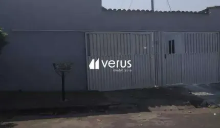 CASA EM COLÔNIA à venda, 2 quartos, 1 suíte, 1 vaga, CARAJAS - Uberlândia/MG