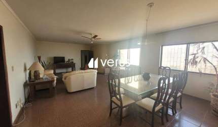 Apartamento para aluguel, 3 quartos, 1 suíte, Saraiva - Uberlândia/MG
