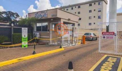 APTO 2 DORM. REFORMADO NO CONDOMÍNIO MORADAS DA FEITORIA