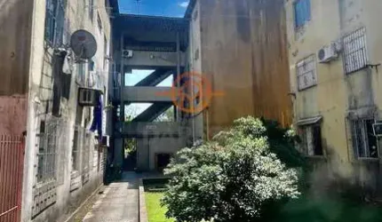 APARTAMENTO TÉRREO COM 2 DORMITÓRIOS COHAB EM EXCELENTE ESTADO