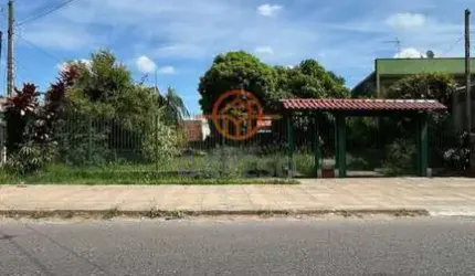 EXCELENTE TERRENO DE  APROX. 600,00m2 EM LOCALIZAÇÃO ESTRATÉGICA NA CIDADE