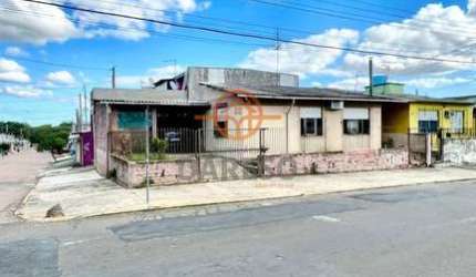 LINDA CASA DE ESQUINA C/ 3 DORM. E ÓTIMA LOCALIZAÇÃO