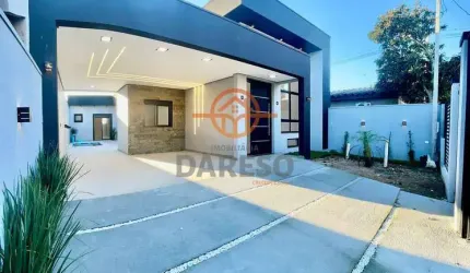 CASA EXCLUSIVA C/ 2 SUÍTES E 1 DORM. AO LADO DO CENTRO DA CIDADE