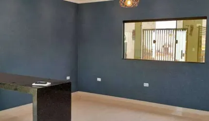 Casa com acabamento diferenciado. Próximo da UCDB