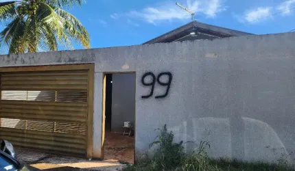 Casa com 2 quartos.  Bairro Atlântico Sul