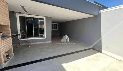 Casa com 3 quartos à venda, 120 m² por R$ 690.000 - Parque Universitário - Americana/SP