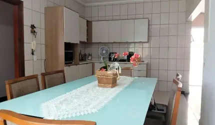 Casa à venda em  Jardim São Francisco