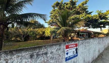 Terreno Amplo à Venda em Unamar – 1.068m² em Rua Tranquila com Árvores Frutíferas e Vista Livre