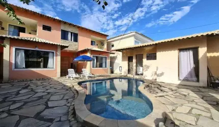 Casa com três dormitórios à venda no Condomínio dos Pássaros -  Cabo Frio