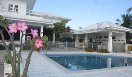 CASA ALTO PADRÃO FRENTE CANAL