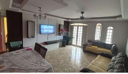 Investimento Imperdível - Condomínio com 10 casas !