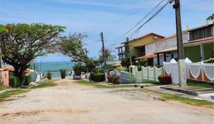 INDISPONÍVEL!!! Casa 5 Quartos, com Piscina em condomínio fechado e Praia particular  São Pedro da Aldeia