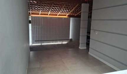 Casa geminada a venda com 2 dormitórios sendo 1 suíte, aprox. 400m da Praia Alegre em Penha/SC.