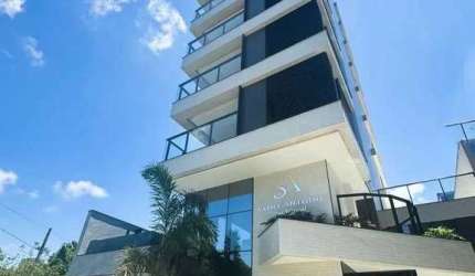 Apartamento com 02 suítes, 01 por andar a poucos metros do mar na Praia Brava - Itajaí