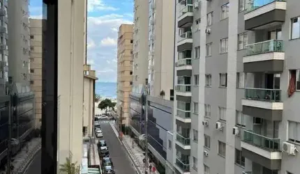 Apartamento diferenciado com 3 suítes e 2 vagas de garagem em Balneário Camboriú