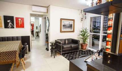 Apartamento à Venda,69m2, 2 dormitórios(1 suíte),Vaga, Trindade, Florianópolis/SC