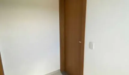 Sala comercial com apartamentos incluídos 1 dormitório sendo 1 suíte em Itajubá II na Barra Velha