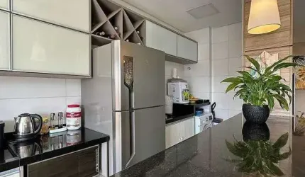 Apartamento com 2 suítes e 2 vagas de garagem no bairro São Judas em Itajaí
